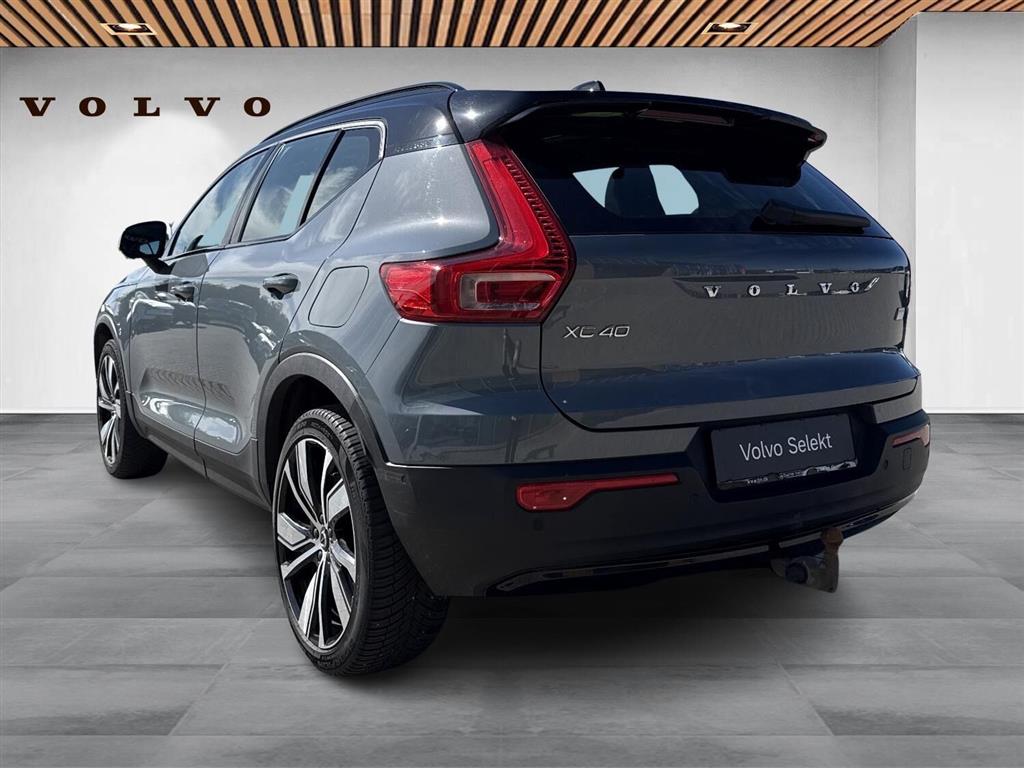 Volvo XC40 Pro generic.image 3