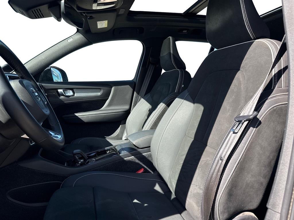 Volvo XC40 Pro generic.image 8