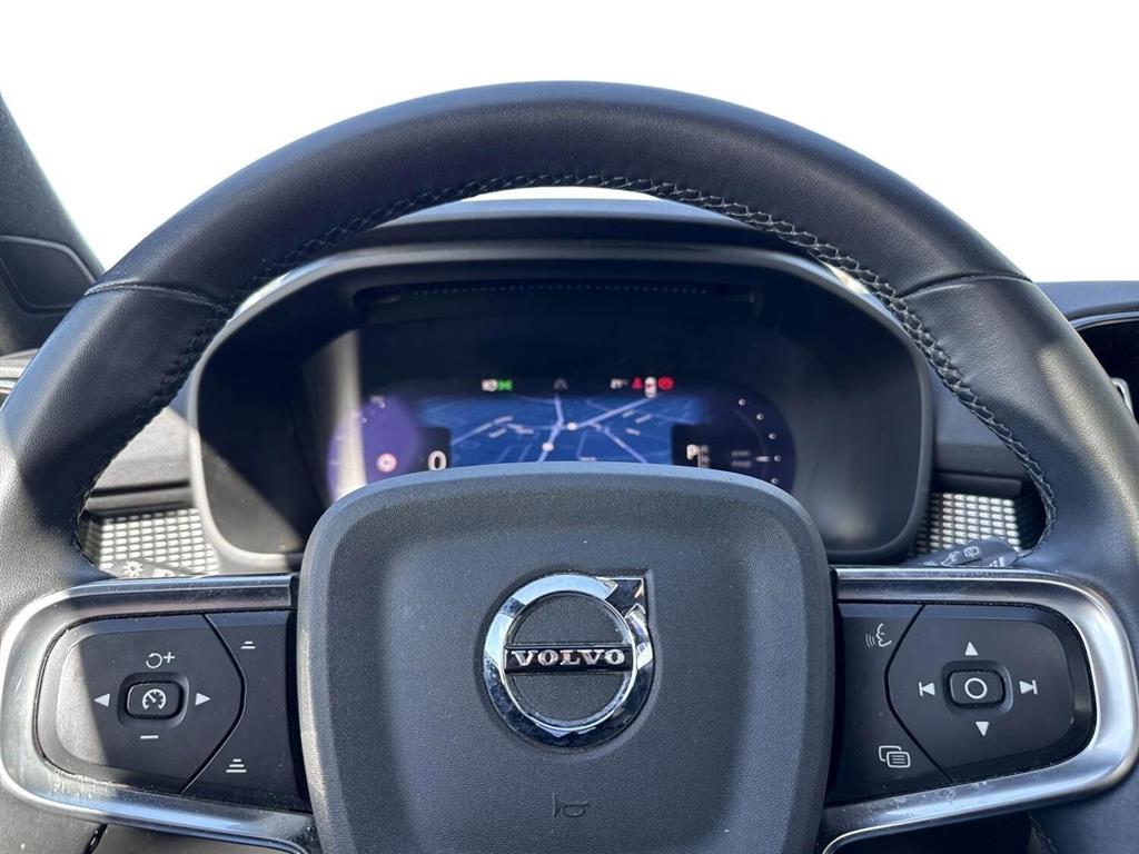 Volvo XC40 Pro generic.image 12