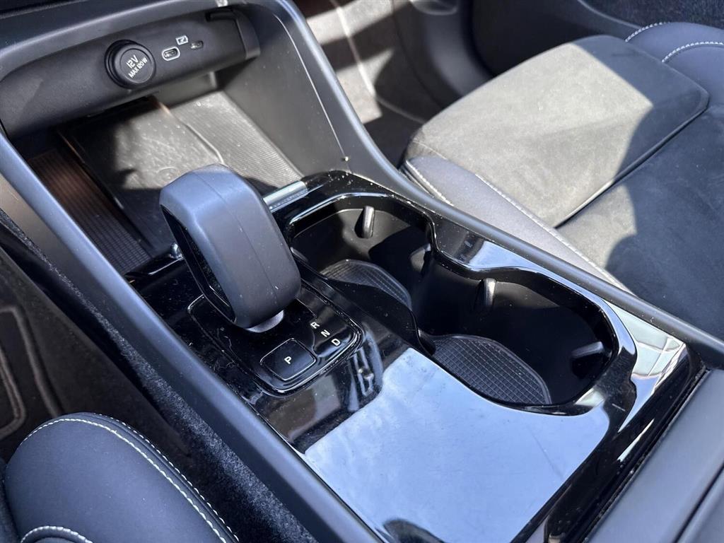 Volvo XC40 Pro generic.image 18