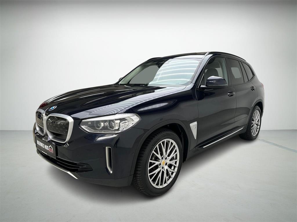 BMW iX3 Charged