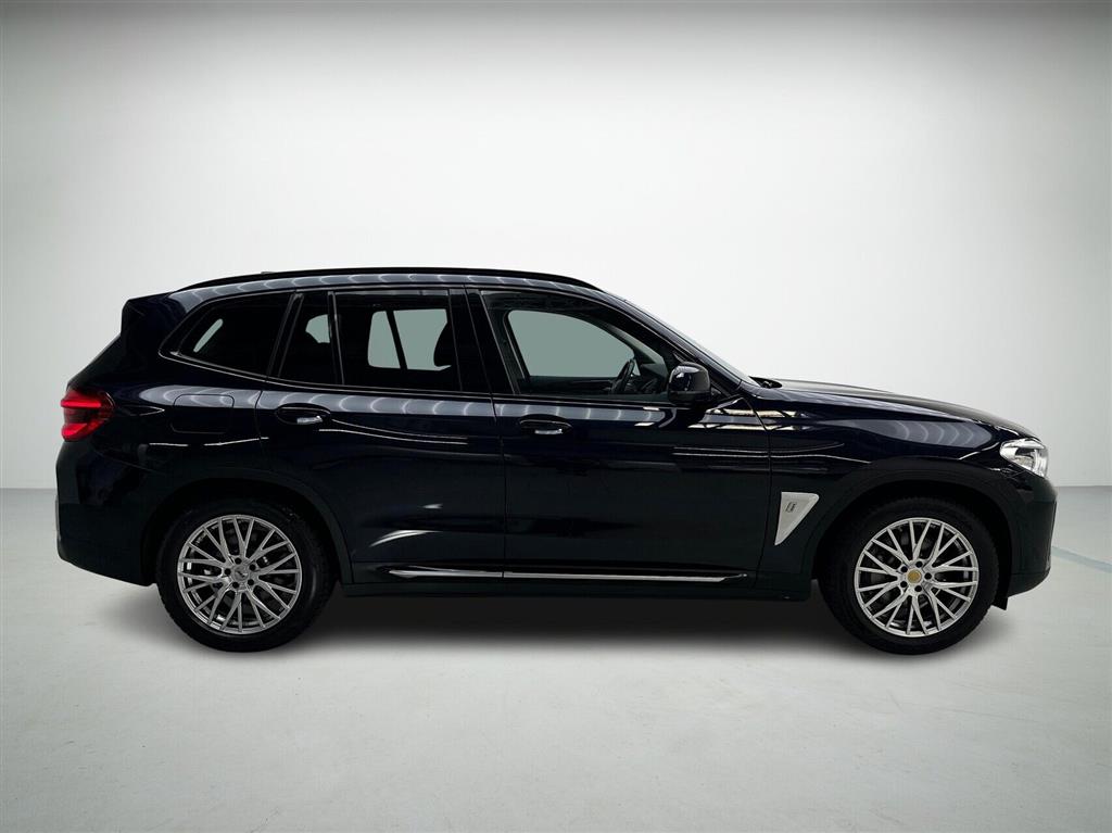 BMW iX3 Charged billede 6