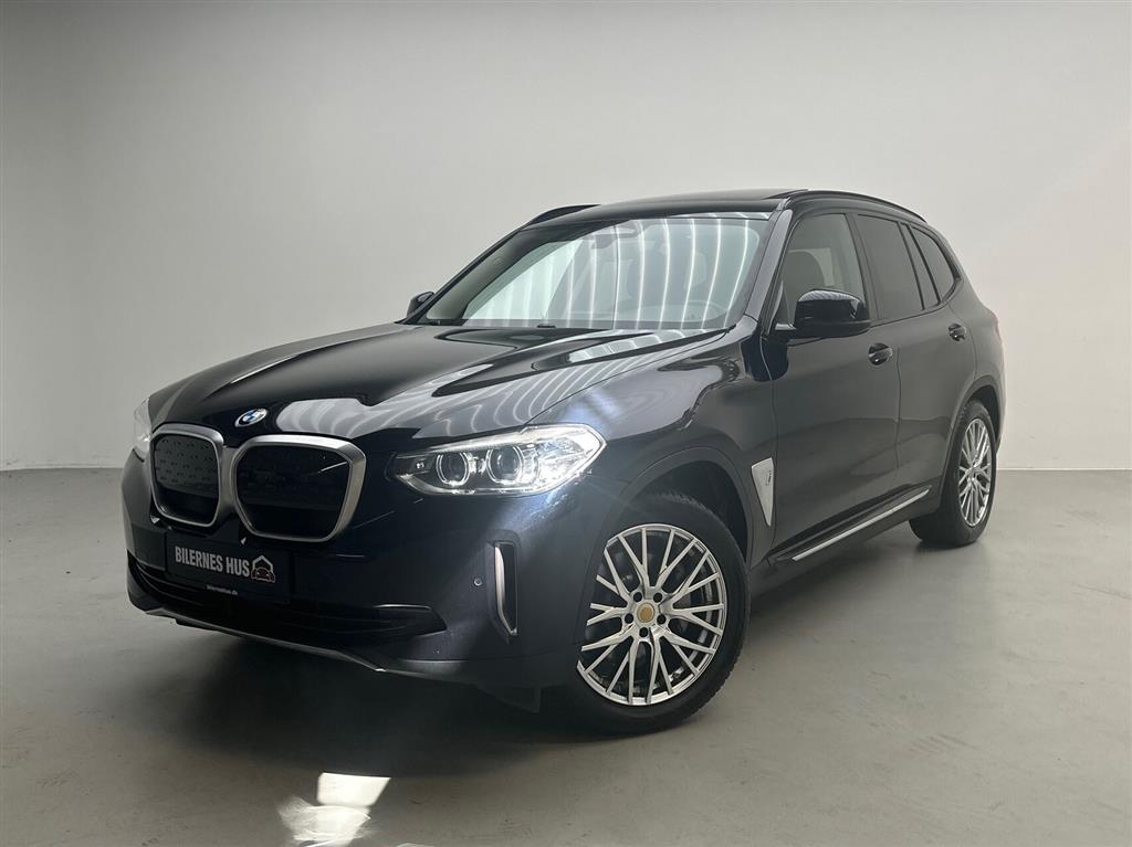 BMW iX3 Charged billede 18