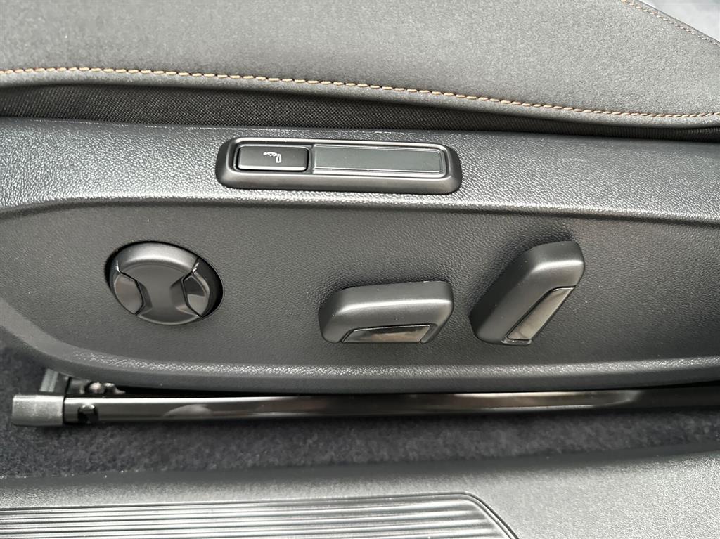 Cupra Born Dinamica Pack High billede 19