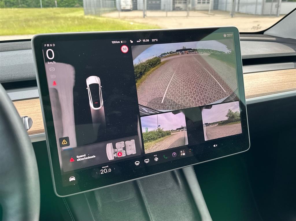Tesla Model Y Long Range billede 14