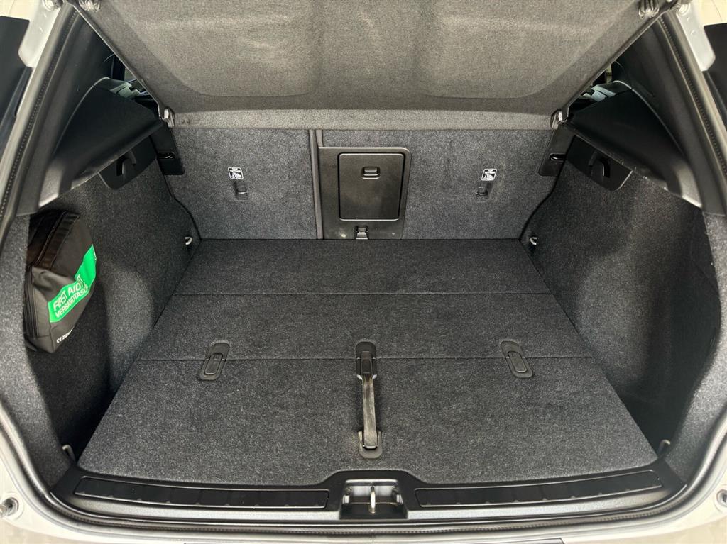 Volvo XC40 Plus billede 12
