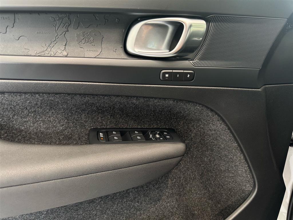 Volvo XC40 Plus billede 18