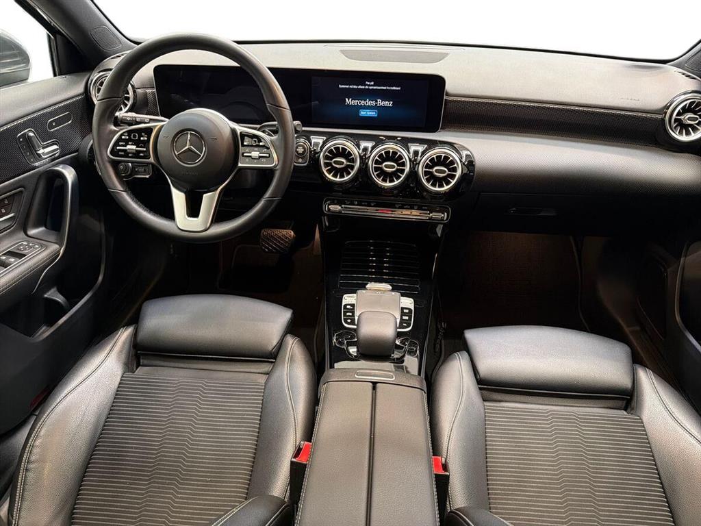 Mercedes-Benz A200 AMG Line billede 4