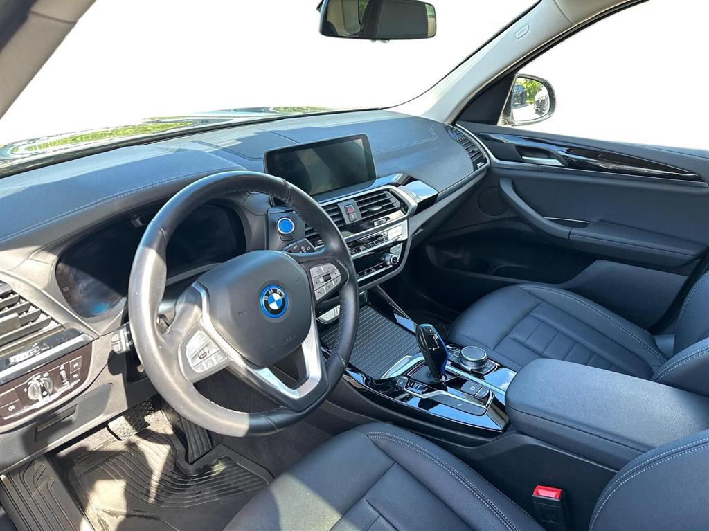 BMW iX3 Charged Plus billede 3