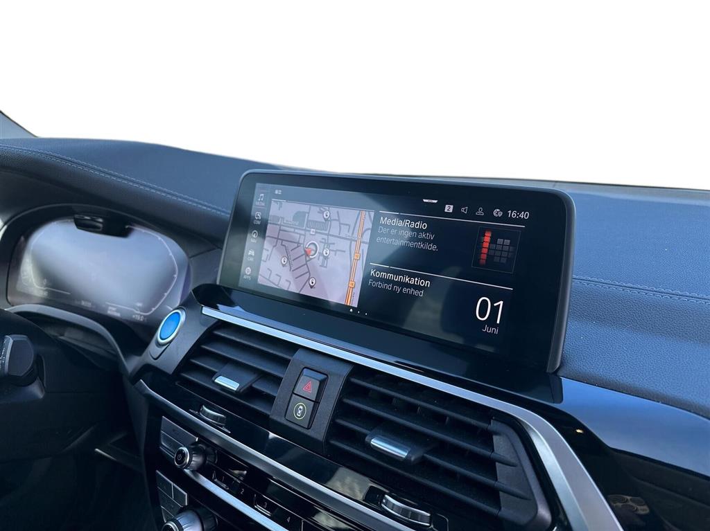 BMW iX3 Charged Plus billede 11