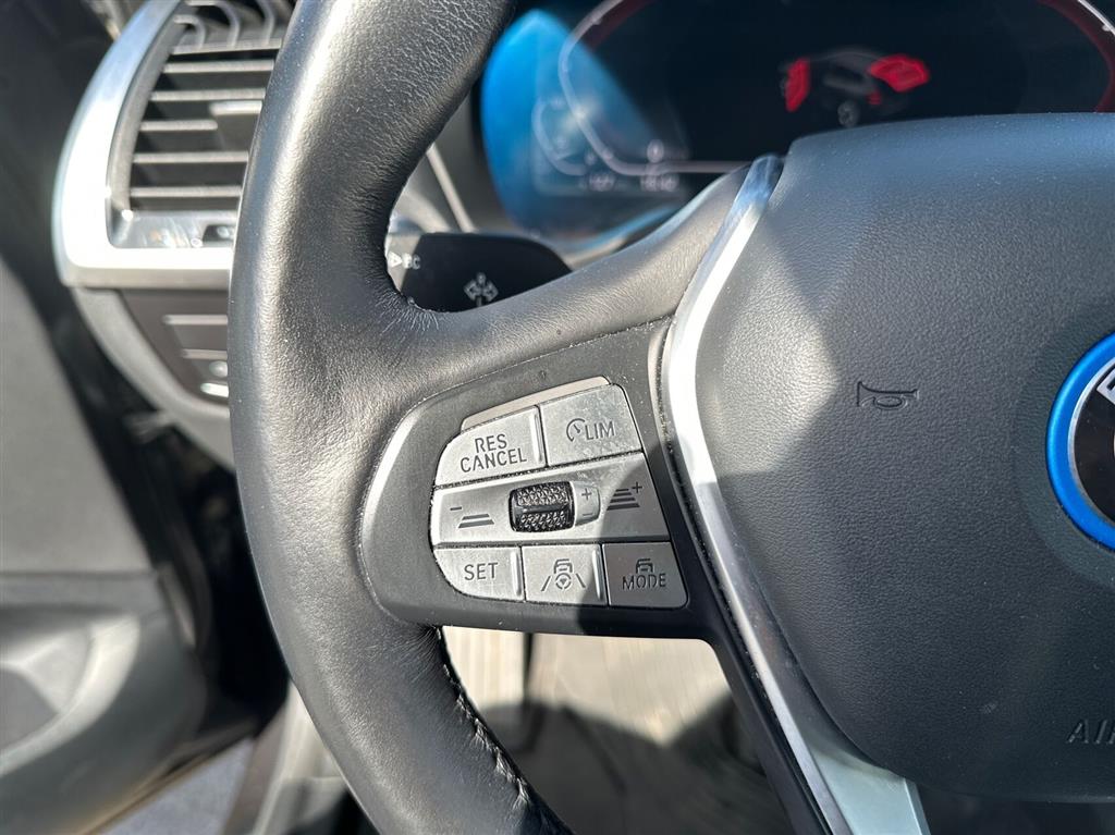 BMW iX3 Charged Plus billede 18