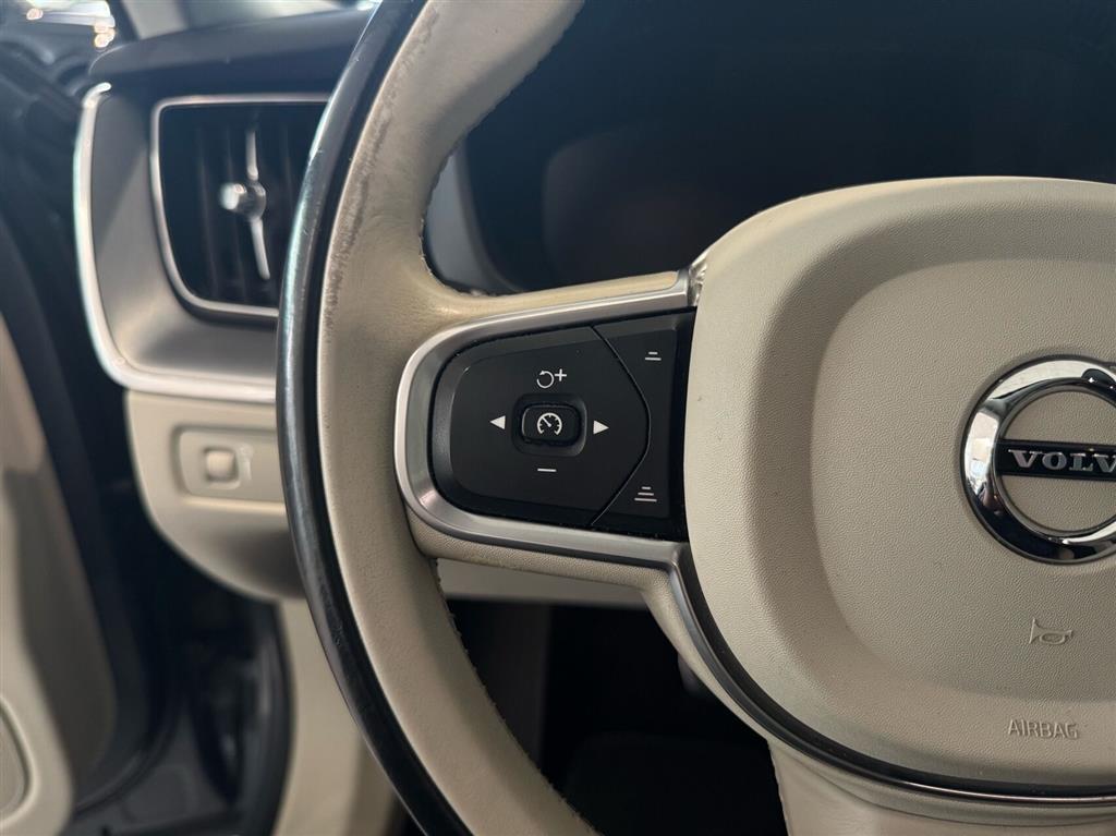 Volvo XC60 Momentum billede 14