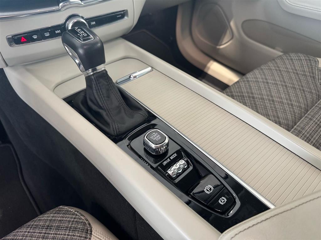 Volvo XC60 Momentum billede 16