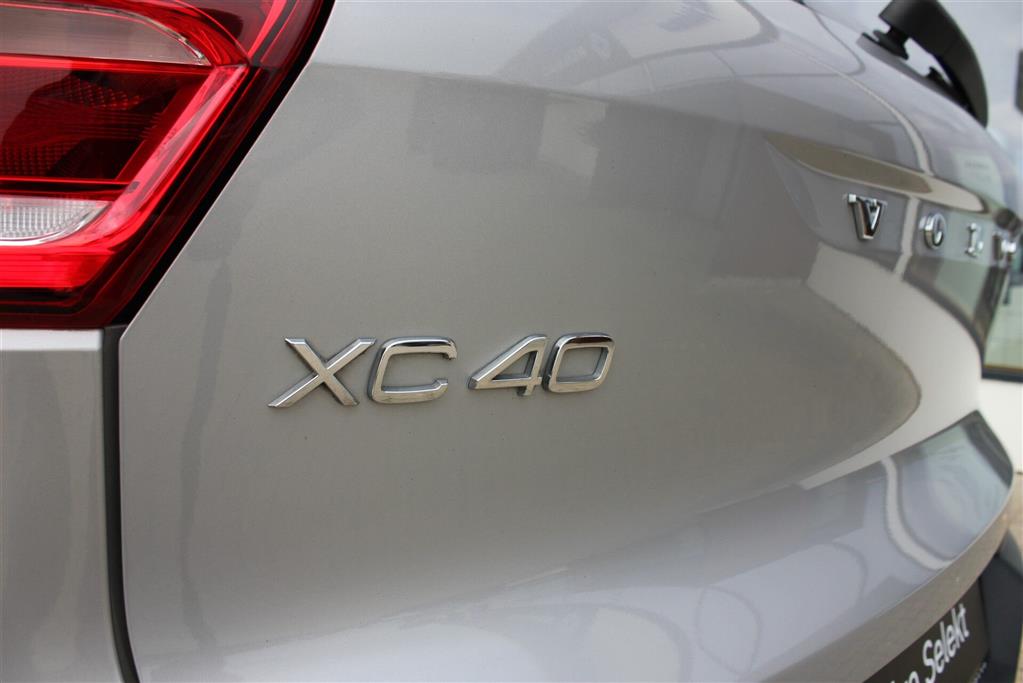 Volvo XC40 Plus billede 13