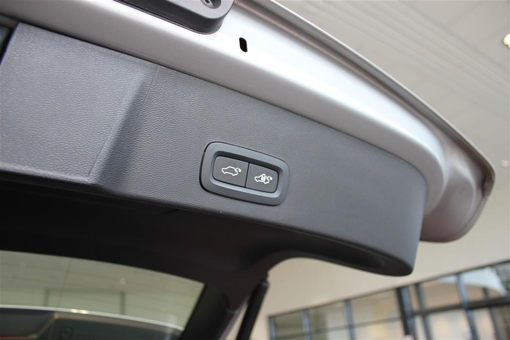 Volvo XC40 Plus billede 15