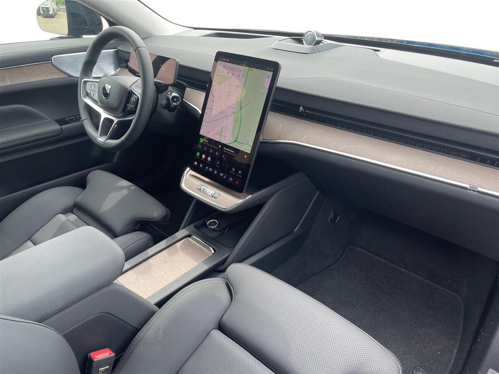 Volvo ES90 Ultra billede 10