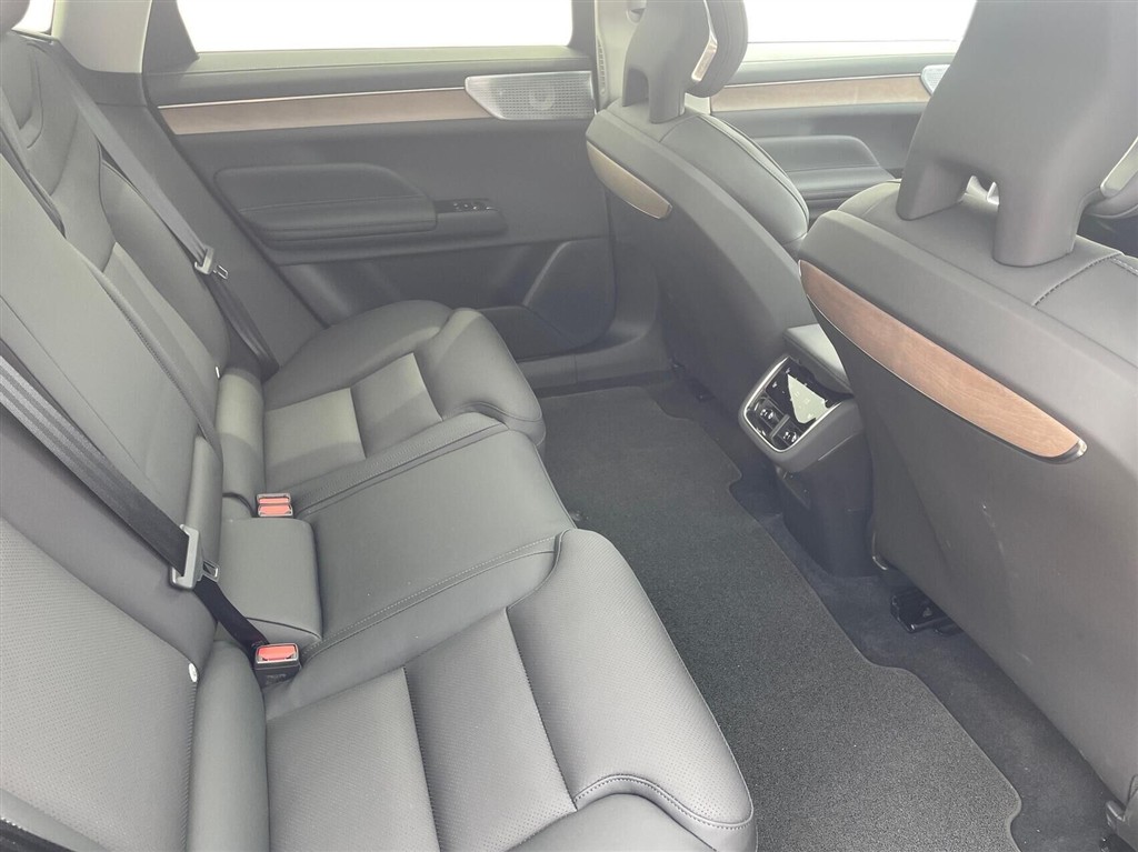 Volvo ES90 Ultra billede 12