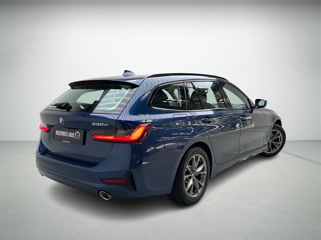 BMW 330e Sport Line billede 2