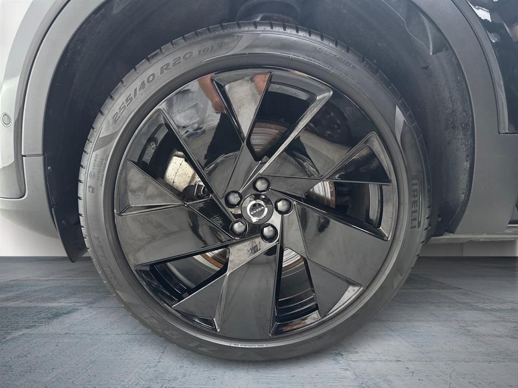 Volvo EX40 Black Edition billede 10