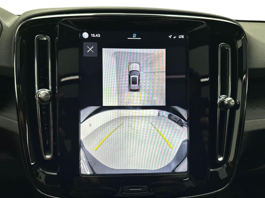 Volvo EX40 Black Edition billede 16