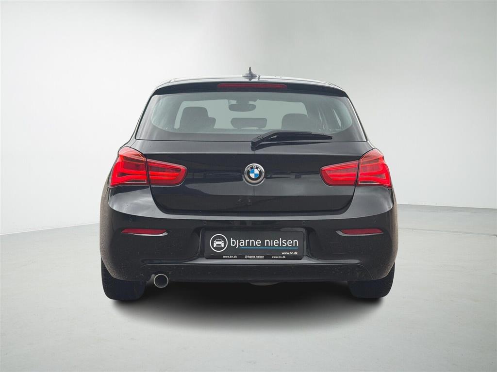 BMW 118d Connected billede 7