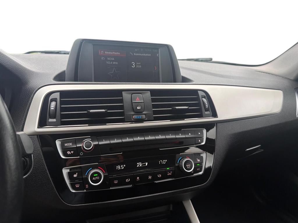 BMW 118d Connected billede 11