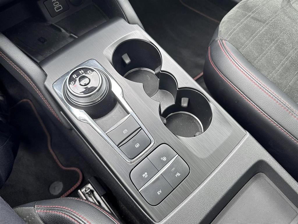 Ford Kuga ST-Line X billede 24