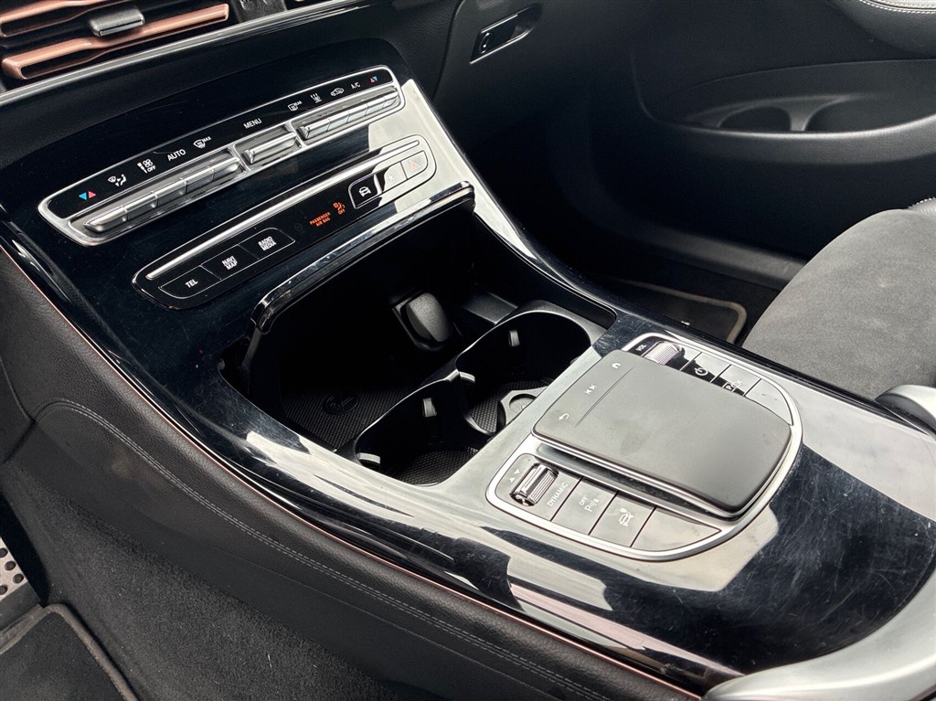 Mercedes-Benz EQC 400 AMG Line billede 16
