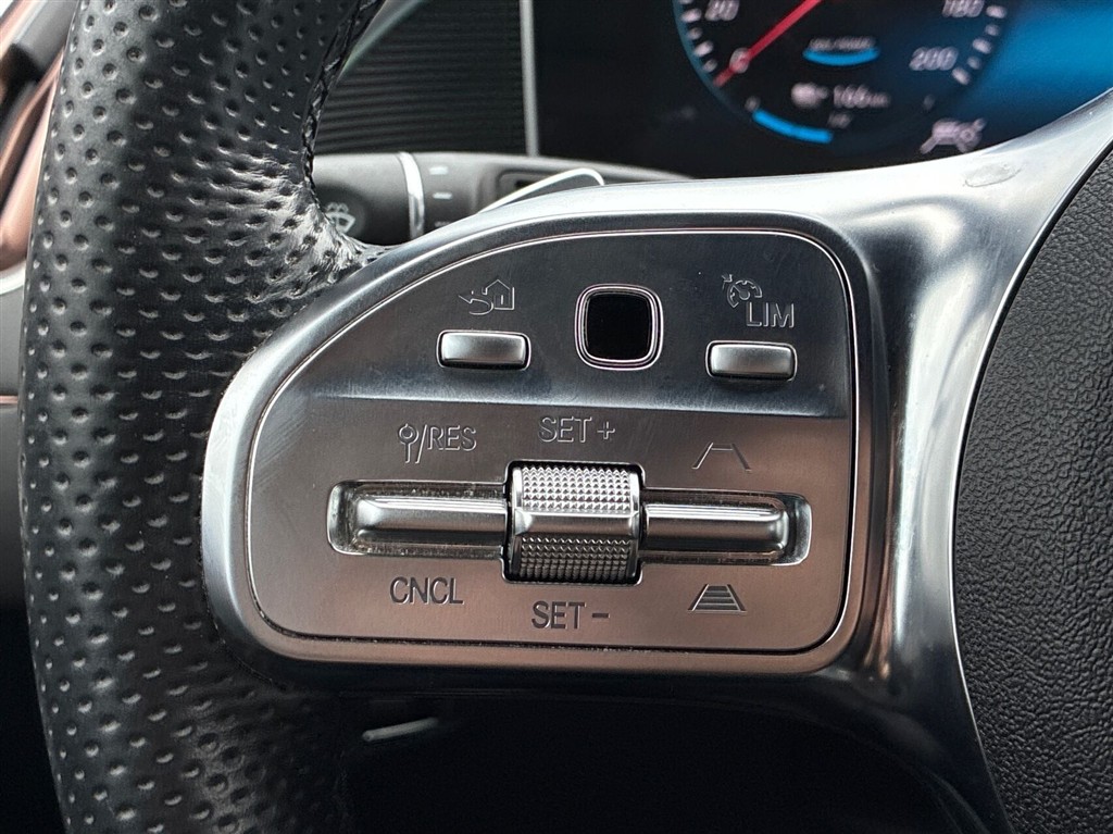Mercedes-Benz EQC 400 AMG Line billede 18