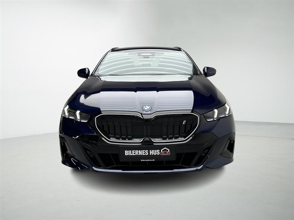 BMW i5 Fully Charged billede 7