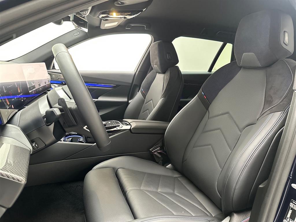 BMW i5 Fully Charged billede 19