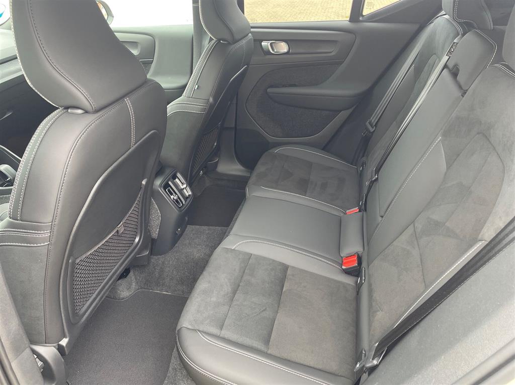 Volvo EX40 Plus billede 7