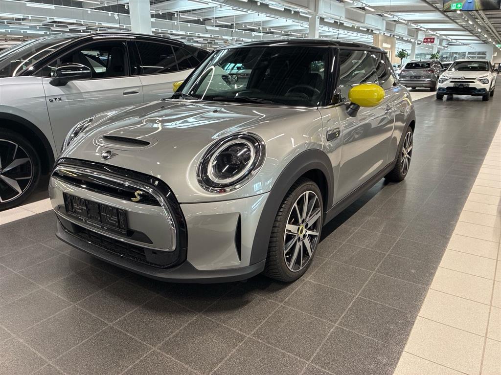 Mini Cooper Essential