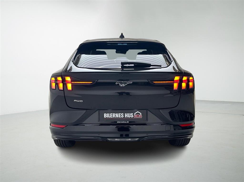 Ford Mustang Mach-E UR Premium billede 8