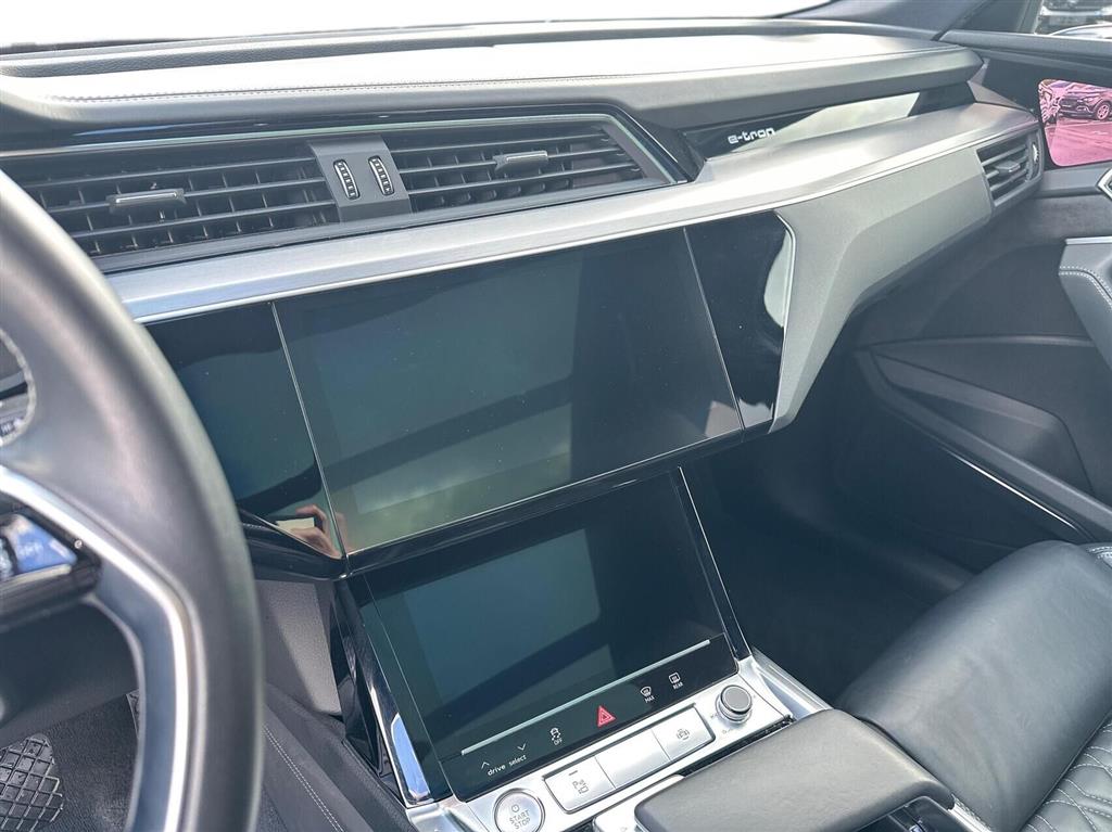 Audi E-tron S Line billede 11
