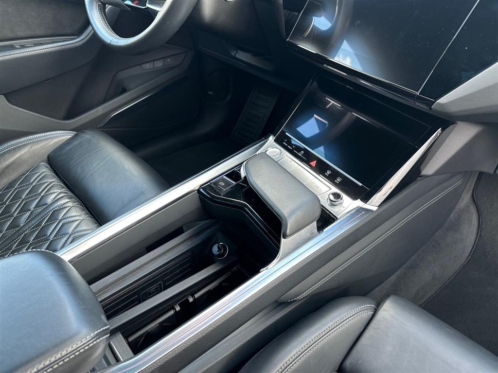 Audi E-tron S Line billede 15
