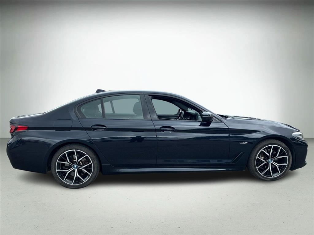 BMW 545e M-Sport billede 10