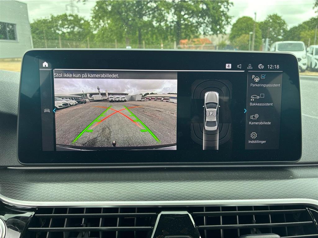 BMW 545e M-Sport billede 17