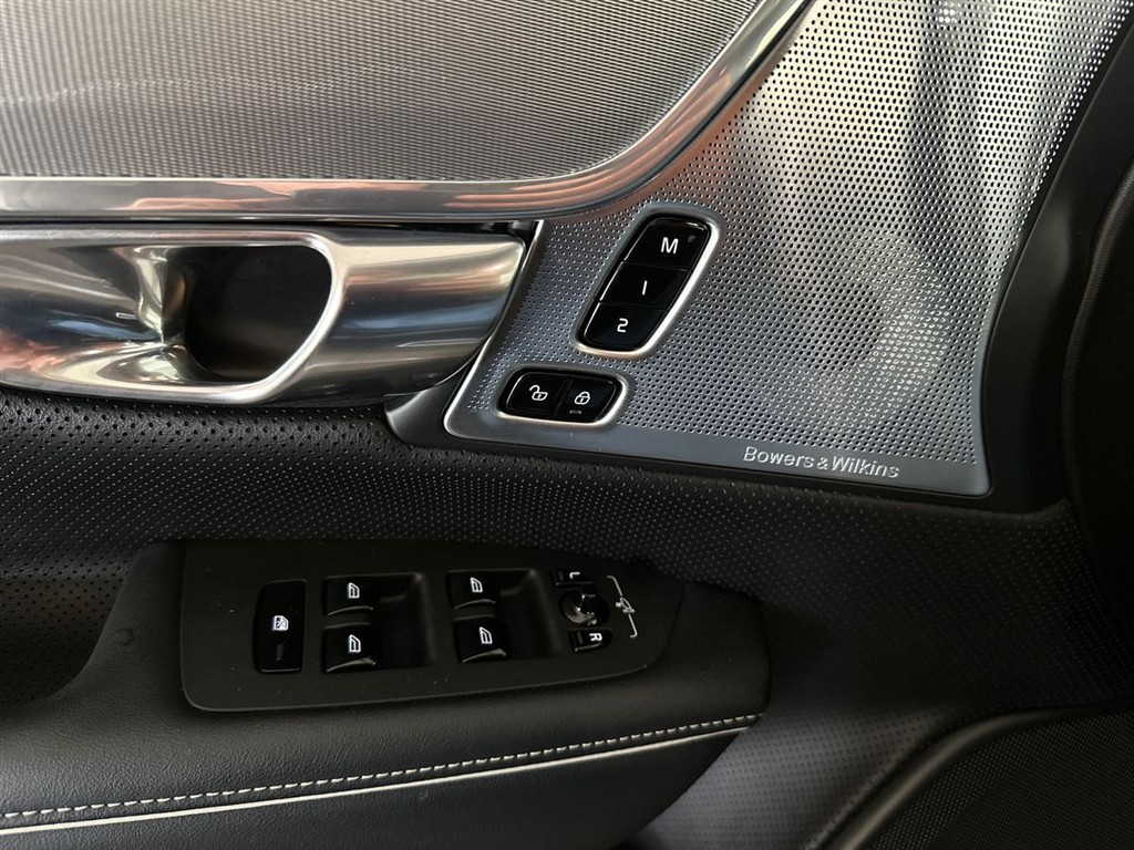 Volvo V90 R-design billede 25