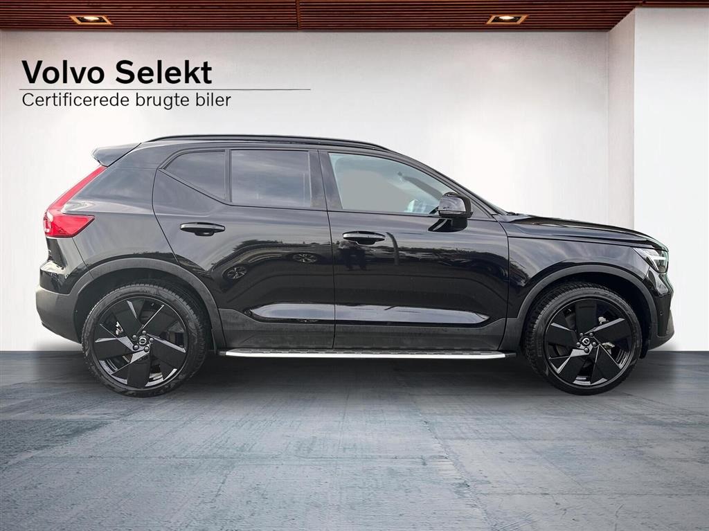 Volvo EX40 Black Edition billede 3