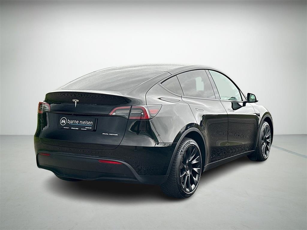 Tesla Model Y Long Range billede 2