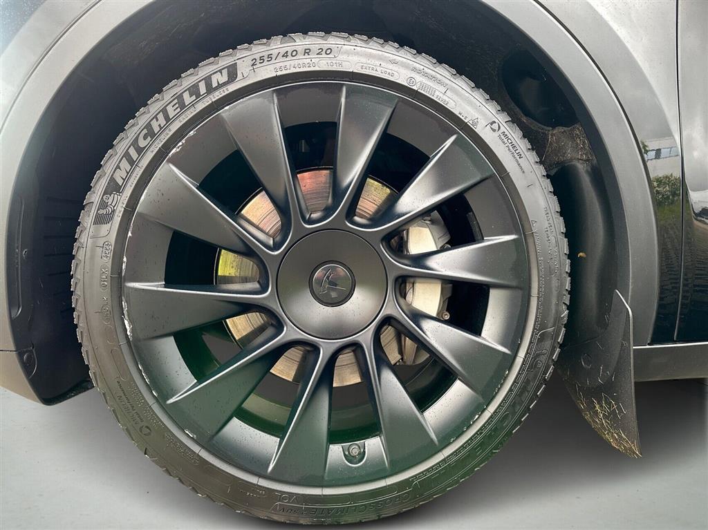 Tesla Model Y Long Range billede 8