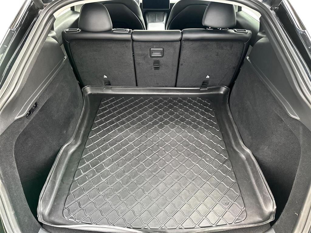 Tesla Model Y Long Range billede 13