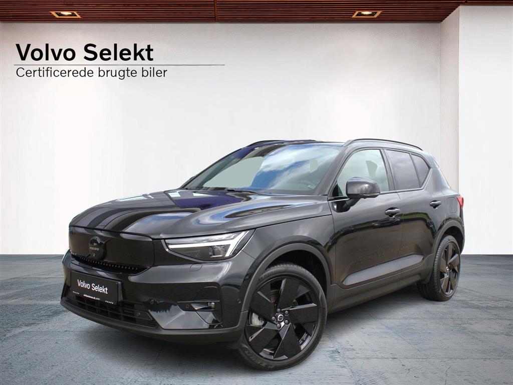 Volvo EX40 Black Edition
