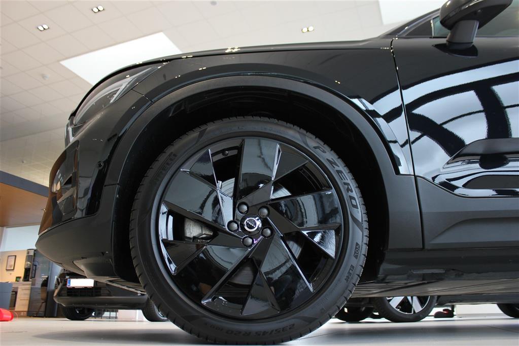 Volvo EX40 Black Edition billede 14