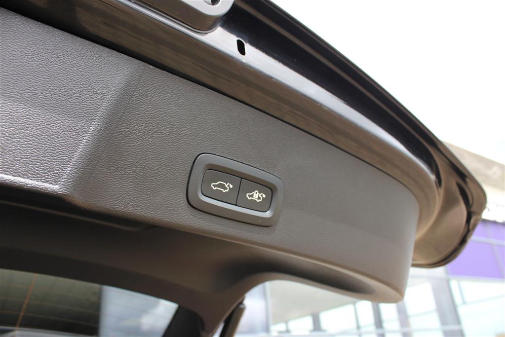 Volvo EX40 Black Edition billede 16
