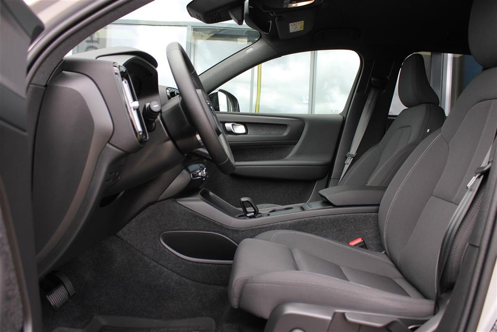 Volvo EX40 Core billede 4