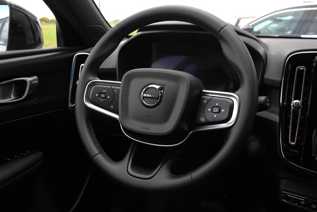 Volvo EX40 Core billede 15