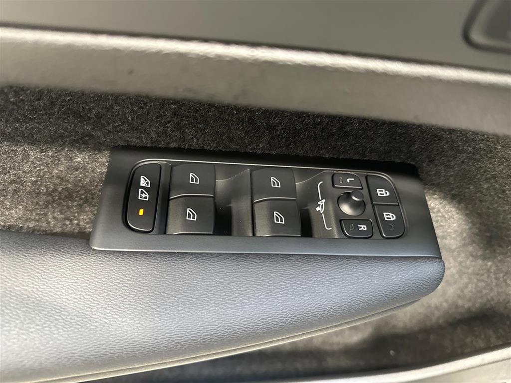 Volvo EC40 Black Edition billede 20