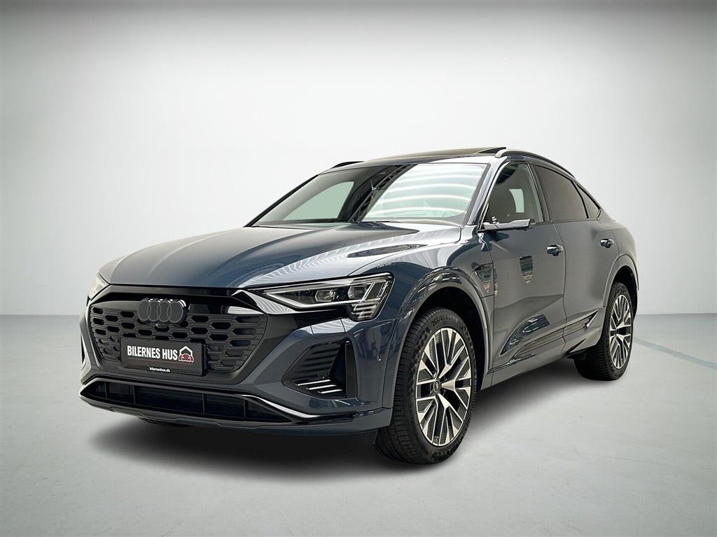 Audi Q8 S Line